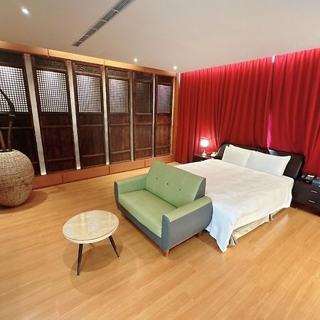 Orient Luxury Villa Motel Huwei Exteriör bild