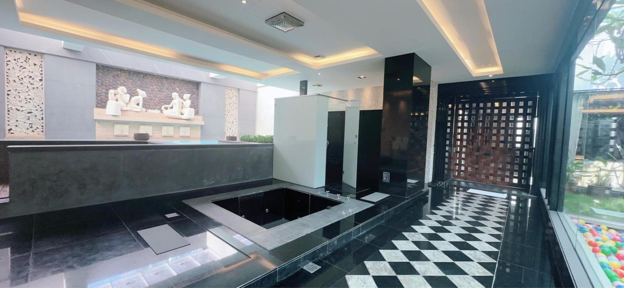 Orient Luxury Villa Motel Huwei Exteriör bild