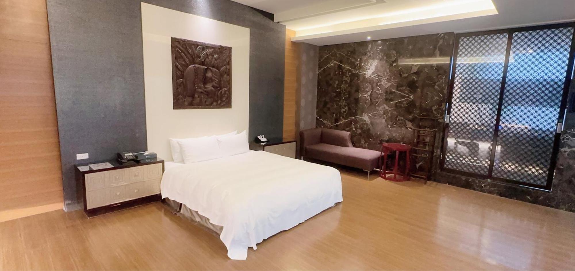 Orient Luxury Villa Motel Huwei Exteriör bild
