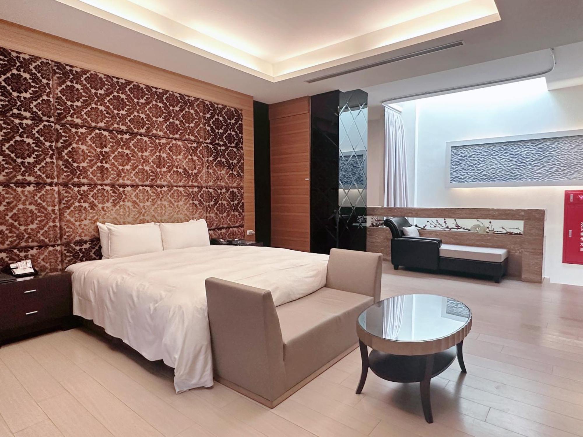 Orient Luxury Villa Motel Huwei Exteriör bild